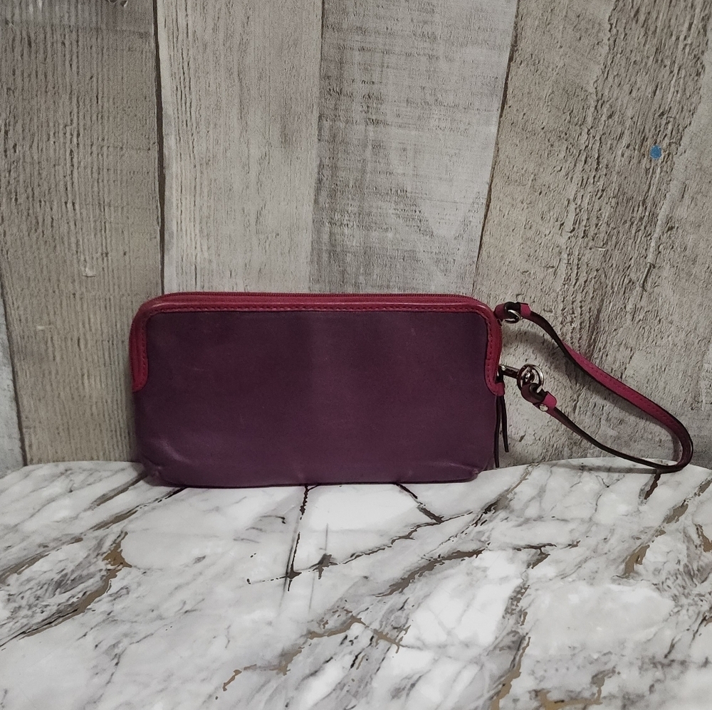 🌷Vintage Coach Daisy Leather Double Wallet / Wrislet in Magenta and Purple🌷 - Picture 8 of 15